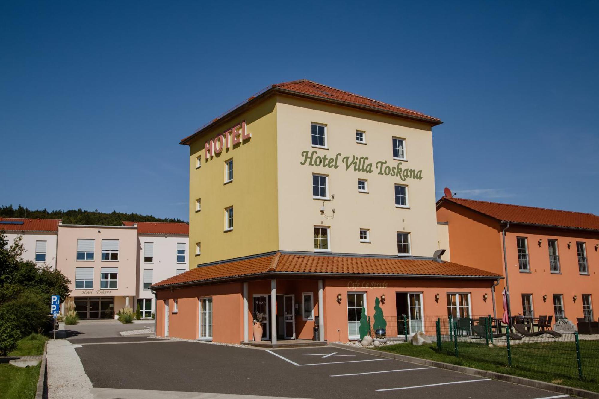 Hotel Garni Villa Toskana Parsberg Exteriör bild